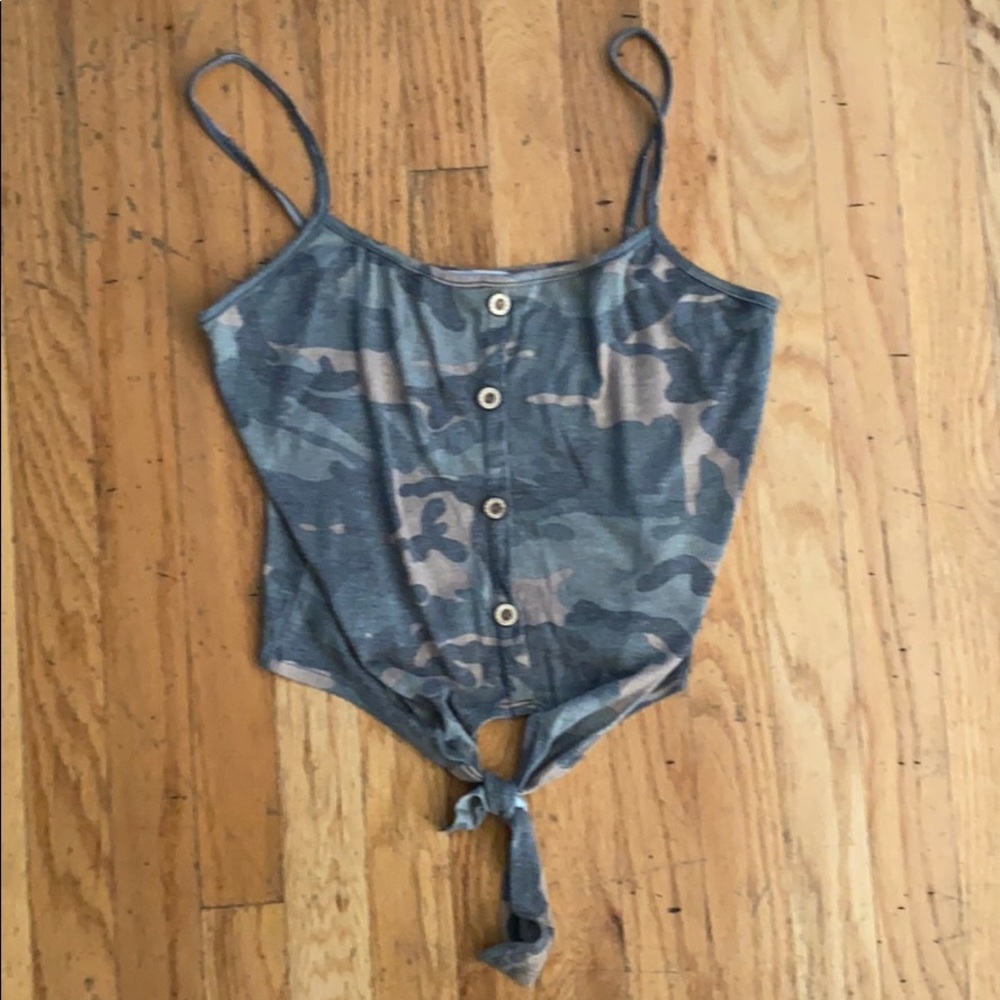 Camo tank with front tie